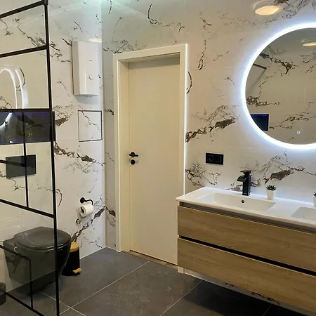 Aura Und 아파트 오버하우젠